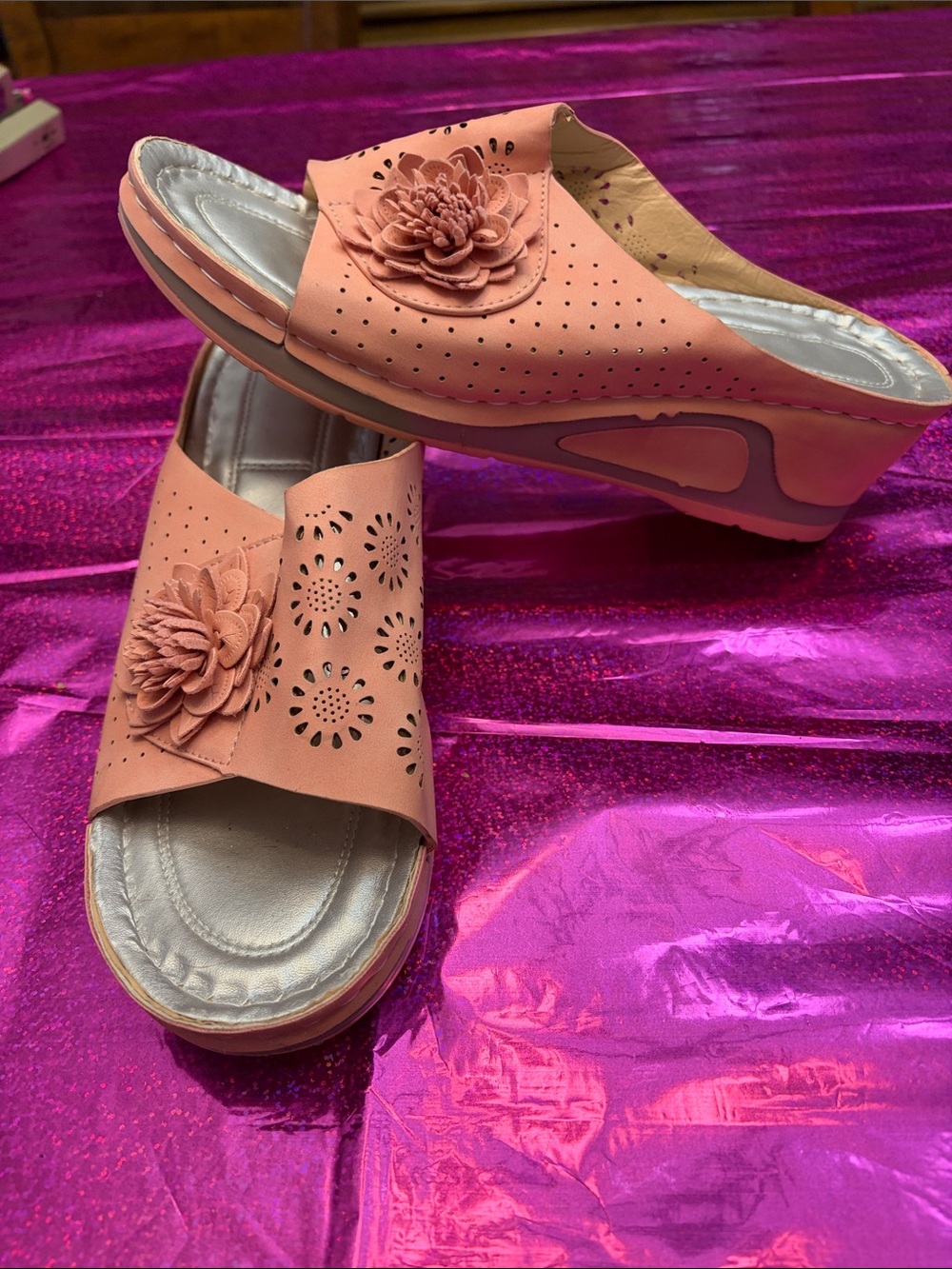 Women's Coral Flower Slide Sandals